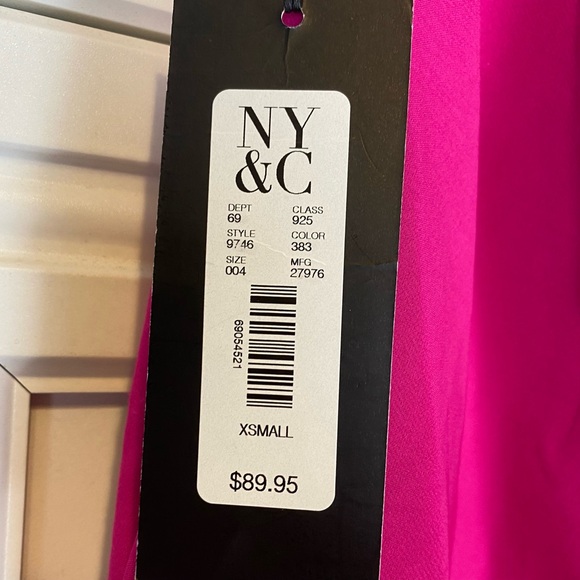 NEW YORK & COMPANY / Gabrielle Union ☆ Pleated Front Pants ☆ NWT - Picture 5 of 5